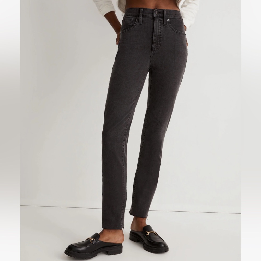 Madewell Stovepipe Jeans in Banberry wash: raw hem edition